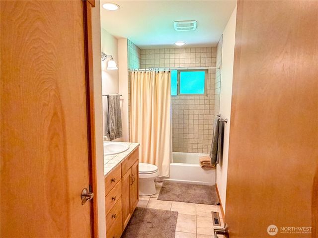 460 Pinecrest, Port Townsend, WA 98368