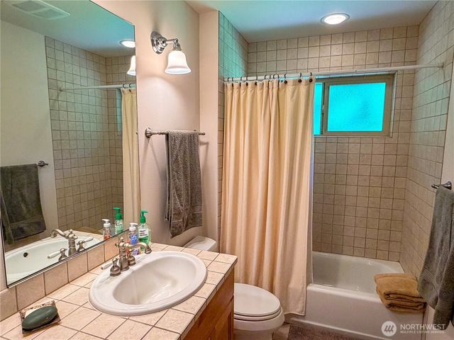 460 Pinecrest, Port Townsend, WA 98368