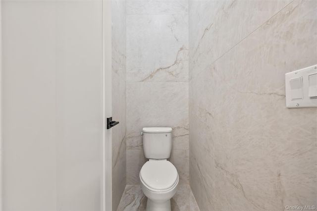 13 Warren Court 213, Monsey, NY 10952