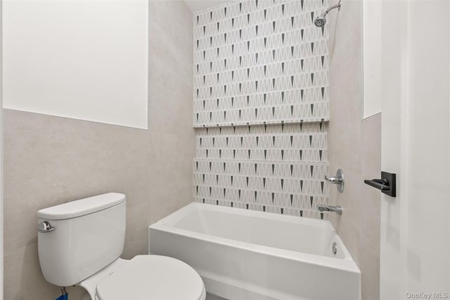 13 Warren Court 213, Monsey, NY 10952