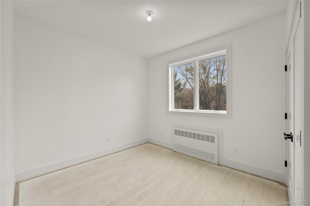 13 Warren Court 213, Monsey, NY 10952