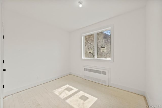 13 Warren Court 213, Monsey, NY 10952