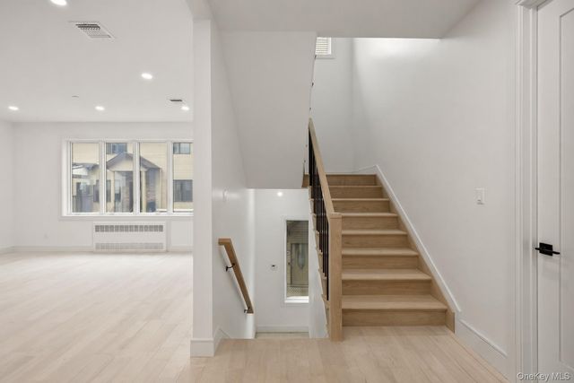 13 Warren Court 213, Monsey, NY 10952