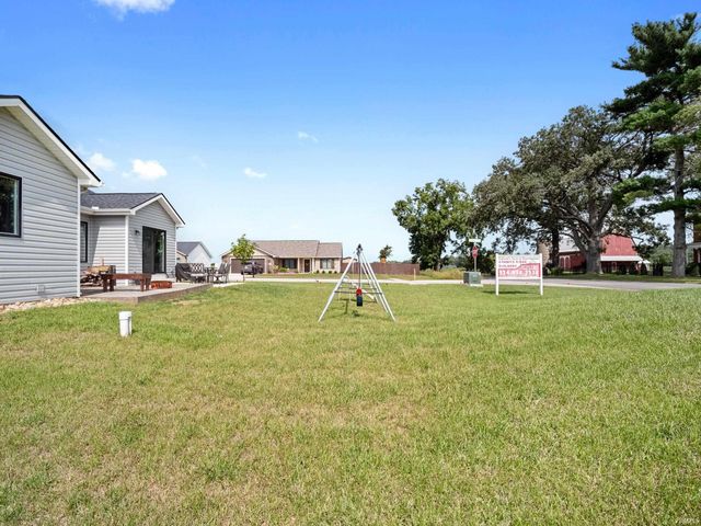 68178 Kestrel Lane, New Paris, IN 46553