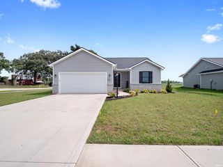 68178 Kestrel Lane, New Paris, IN 46553