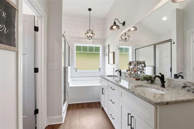 70 Stone Hearth Drive, Cleveland, GA 30528