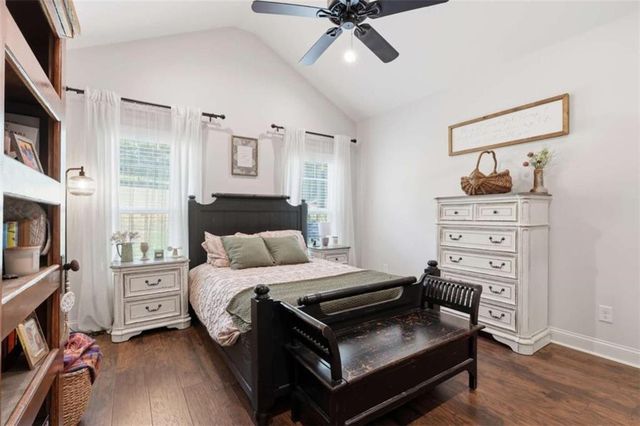 70 Stone Hearth Drive, Cleveland, GA 30528