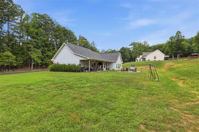 70 Stone Hearth Drive, Cleveland, GA 30528