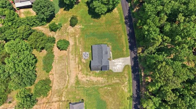 70 Stone Hearth Drive, Cleveland, GA 30528