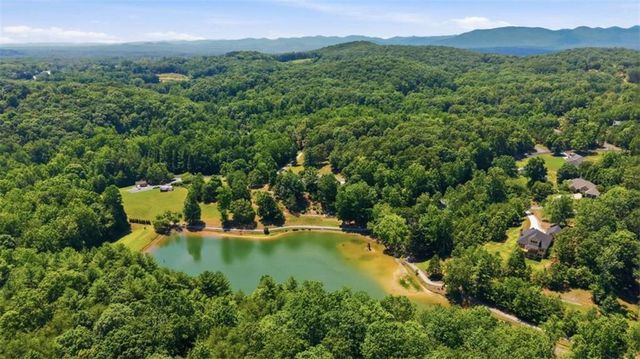 70 Stone Hearth Drive, Cleveland, GA 30528