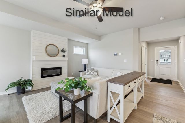 25123 Bluebird Circle, Adel, IA 50003