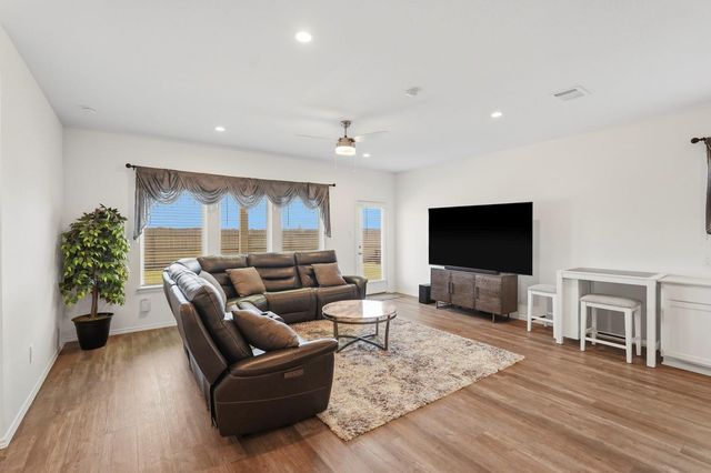 17946 Sommerset Falls Ln, Crosby, TX 77532