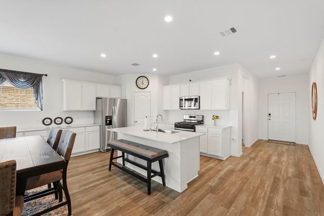 17946 Sommerset Falls Ln, Crosby, TX 77532