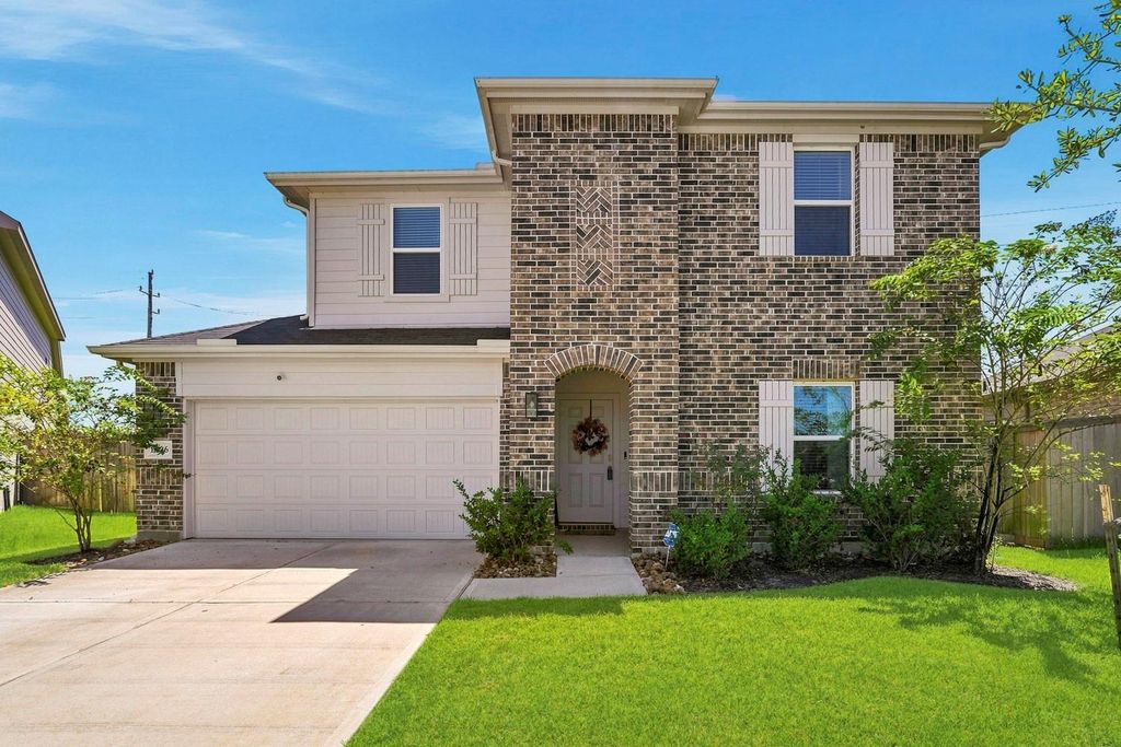 17946 Sommerset Falls Ln, Crosby, TX 77532