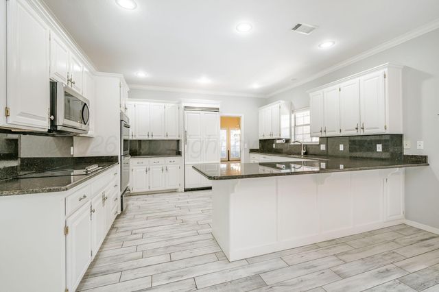 7715 TARRYTOWN Avenue, Amarillo, TX 79121