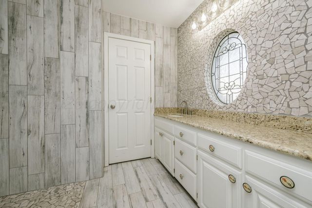 7715 TARRYTOWN Avenue, Amarillo, TX 79121