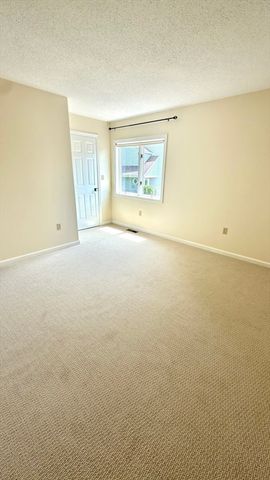 26 Lions Lane 26, Salem, MA 01970