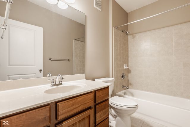 451 American Way N 1C, Carmel, IN 46032