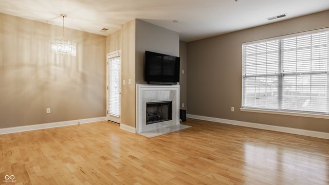 451 American Way N 1C, Carmel, IN 46032