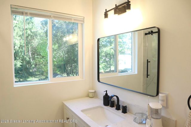 3615 Callihan Court, Lansing, MI 48910