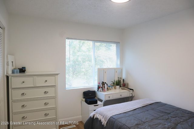 3615 Callihan Court, Lansing, MI 48910