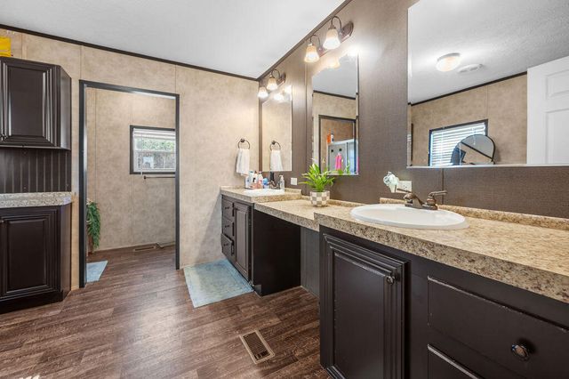 1460 Granger, Deridder, LA 70634