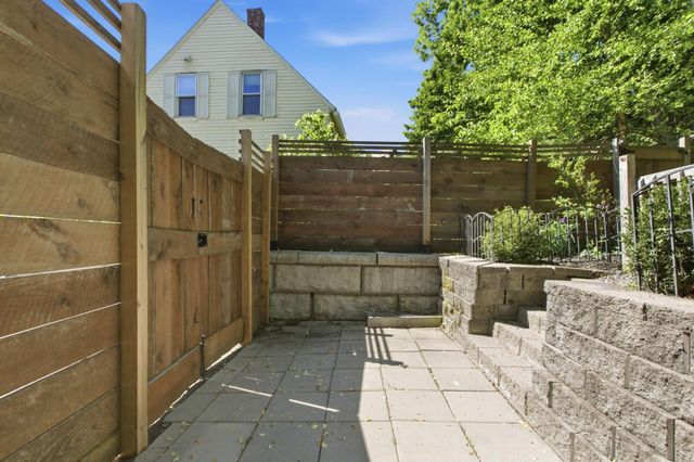 30 George Street, Dover, NH 03820