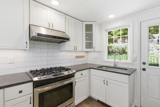 30 George Street, Dover, NH 03820