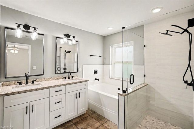 203 NW 6th PL, Cape Coral, FL 33993