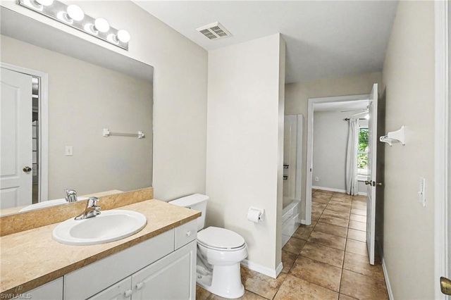 203 NW 6th PL, Cape Coral, FL 33993