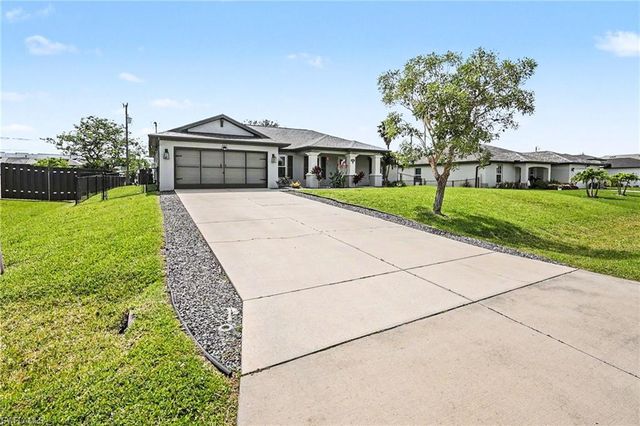 203 NW 6th PL, Cape Coral, FL 33993