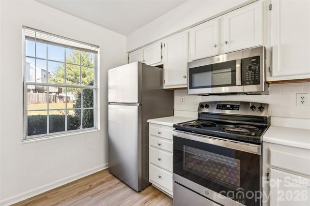 655 Lex Drive, Charlotte, NC 28262