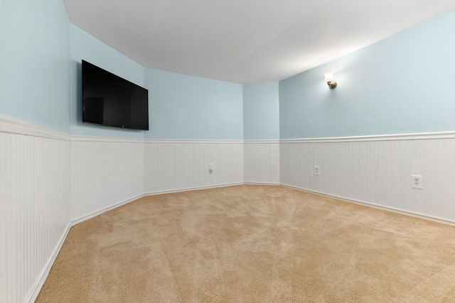 6 Ashcroft Cir, Groveland, MA 01834