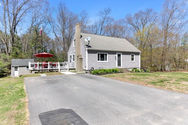 6 Ashcroft Cir, Groveland, MA 01834