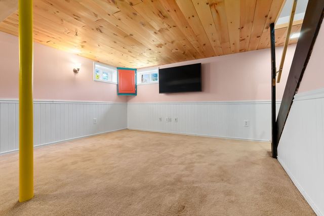6 Ashcroft Cir, Groveland, MA 01834