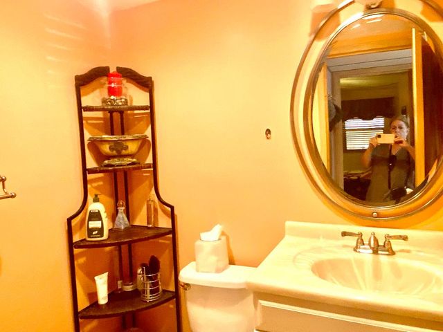 64 Flanders B 64, Delray Beach, FL 33484