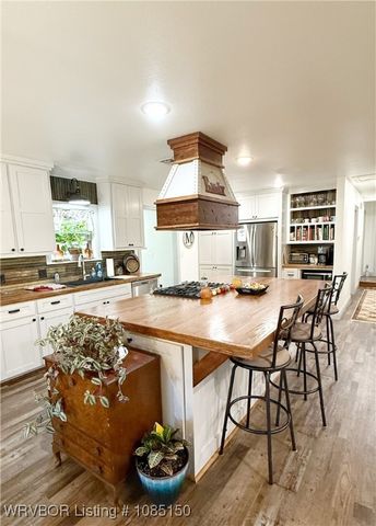 315 Buck Creek Road, Panama, OK 74951