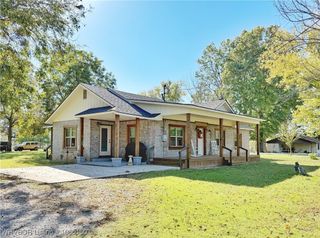 315 Buck Creek Road, Panama, OK 74951