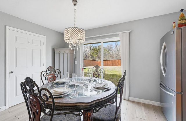 2209 Upcreek Court, Dallas, TX 75253