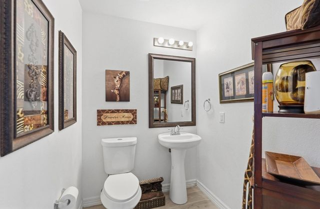 2209 Upcreek Court, Dallas, TX 75253