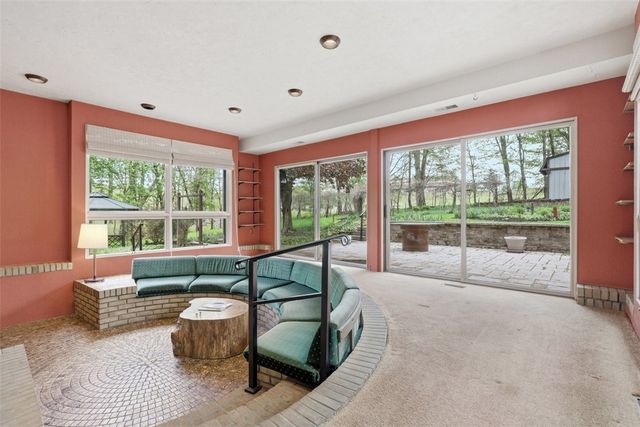 134 Meredith Drive, Adams Twp, PA 16046