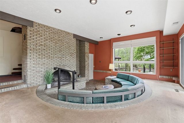134 Meredith Drive, Adams Twp, PA 16046