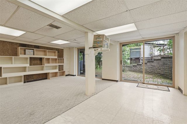134 Meredith Drive, Adams Twp, PA 16046