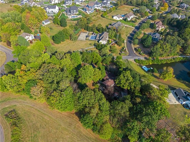 134 Meredith Drive, Adams Twp, PA 16046