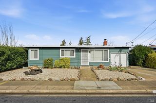 733 Leo Dr, Santa Rosa, CA 95407