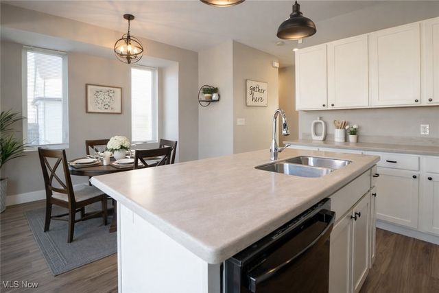 4414 Bucyrus Avenue, Cleveland, OH 44109