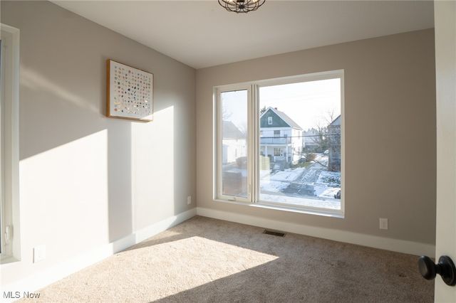 4414 Bucyrus Avenue, Cleveland, OH 44109