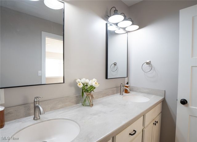 4414 Bucyrus Avenue, Cleveland, OH 44109