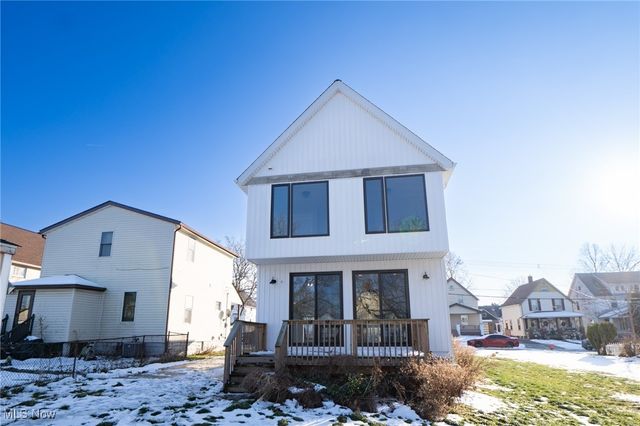 4414 Bucyrus Avenue, Cleveland, OH 44109