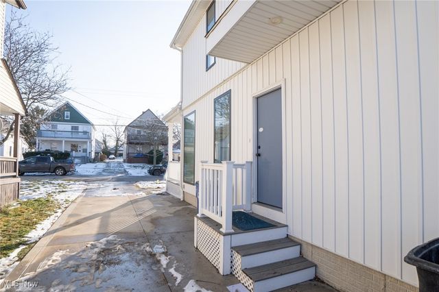 4414 Bucyrus Avenue, Cleveland, OH 44109